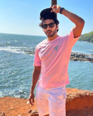 Vikram Singh Chauhan Instagram - 🌸