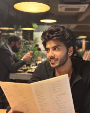 Vikram Singh Chauhan Instagram - @amacafedoon 

#sahihai #chalejao #dehradun