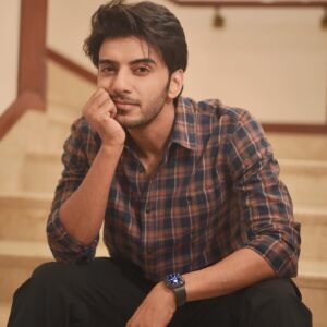 Vikram Singh Chauhan Instagram - Prioritising listening over talking this week

What about you? 

📸 @_therahulsharmaa_