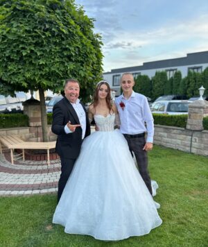 Viktor Hevko Instagram - Сьогодні в горах ! 
Мої 🔥 11.07.2023 
#ведучий @gevko.wedding