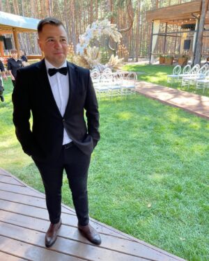 Viktor Hevko Instagram - Ваш ведучий @gevko.wedding 
#ведучийнавесілля #ведучий #вікторгевко #vipternopil