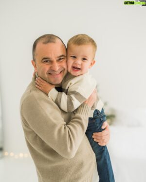 Viktor Pavlik Instagram - Коханий, найкращій у світі таточко, вітаю тебе з Днем Батька! 

Дякую за твою любов, підтримку, турботу. Дуже сильно люблю тебе!
Твій синочок Михасик😇