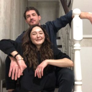 Viktoriia Lytvynenko Instagram - 14 лютого 2017 року я отримала в подарунок глобус, а потім - покликали заміж.  Добре ,що разом!! 🌍♥️
