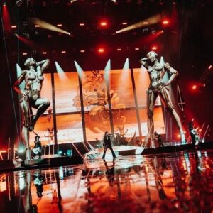 Vince Neil Instagram - Glasgow! Awesome night to end the European tour for 2023! Thanks to everyone who came out and saw us!! Can’t wait to come back 

@motleycrue 

📸 : @lucasenglund