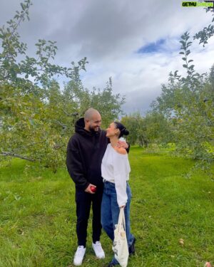Vincent Beauregard Instagram - le classique d’aller aux pommes🍎