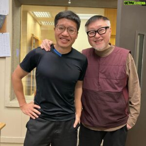 Vincent Kok Instagram - 得我一個突個頭出嚟

#在晴朗的一天出發 
#在濕濕笠笠的一天出發
#其實KY係咪去咗睇TaylorSwift