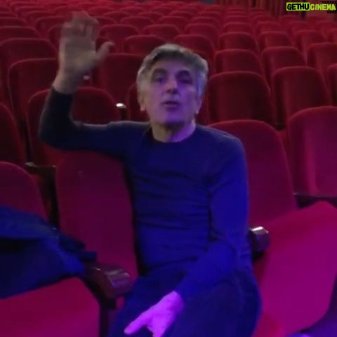 Vincenzo Salemme - 8.8K Likes - ⚠️⚠️⚠️
È solo rimandato! Con tutto il cuore❤️
(Il video continua scorrendo la seconda pagina➡️)