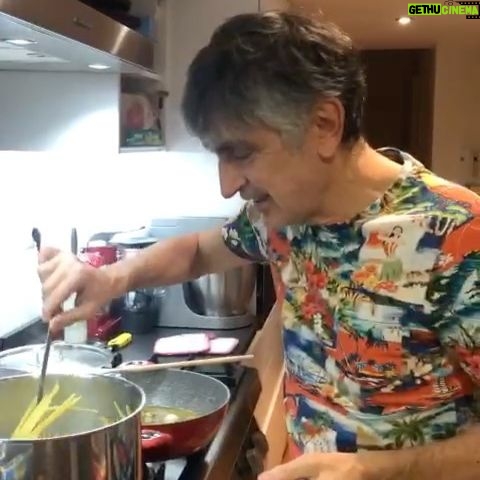 Vincenzo Salemme - 21.4K Likes - Buon Natale alla rinascita!🎄❤️