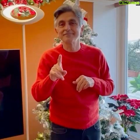 Vincenzo Salemme - 18.2K Likes - Buon Natale!❤️🎄