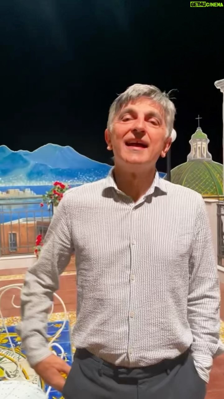 Vincenzo Salemme - 6.1K Likes - Prima al Teatro Alfieri di Torino!!🎭❤️
#napoletanoefammenapizza #tournée #teatro #torino #teatroalfieri #grazie #iovadoateatro #risate #palco #viaspetto