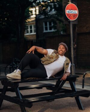 Vinegar Strokes Instagram - Jus’ out n a-bou’ ‘aving a bubble bath in Souf Landon init bruv! 

Translation: just out and about having a laugh and good times in South London, isn’t that right friend! 

📸: @garconjon 
👗: mostly @asos_man @asos @boohoomanofficial 

#presenter #host #faceof #pics #fun #personality #dreamer #gogetter #leopard #london #southlondon #pose #work #fashion #manfashion #lgbt #gayman #daddy