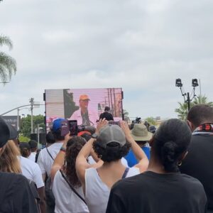 Vinessa Shaw Instagram - Yesterday felt like history in the making. At the @sagaftra rally which began with a march from one entertainment studio to another, ended with impassioned speeches by our union president and @sagaftra @wga members including @naacp! I feel honored to be standing with my union who are on the frontlines inspiring other laborers in completely different businesses to fight for their rights! We have been told for decades by the conglomerates to be silent and just appreciate what we have, which is currently an unfair share. It’s time to see this fight from a humanistic standpoint.  #amptp, it’s time to see the light. Open your eyes to see who makes you what you are. It’s the people, the creatives. We are not backing down. #sagaftrastrong #sagaftrastrike