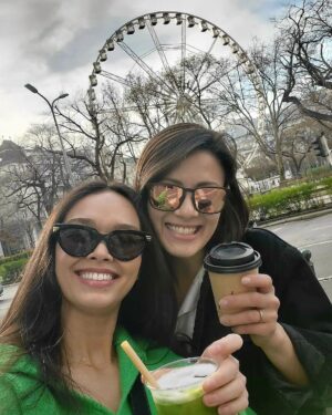 Vinessa Vidotto Instagram - @claudia.ploy.heinz bad jokes with this badass 🥷🎡😎💚
