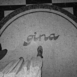 Vinessa Vidotto Instagram - Twas a Tuesday night and all was very, very well 😋🍸