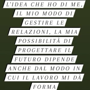 Viola Carofalo Instagram - Cosa compri dandomi uno stipendio? Solo il mio tempo?
Anche. Ma non solo.
Questa adesione totale (mostrati divertito, dimostra che il tuo lavoro è la tua famiglia, i tuoi amici, il tuo "tutto"), introiettare il fatto che non ci sono orari, non ci sono confini tra dimensione privata, intima e professionale è qualcosa che fa male, profondamente. 
Che rischia di farci ammalare, di farci sentire spossessati, falliti, inadeguati, ridotti a "cosa", a proprietà altrui.
Quando ci battiamo per un lavoro più degno, non parliamo solo di contratti e di stipendi, ci battiamo per la nostra salute fisica e mentale, per relazioni più equilibrate, per una vita più degna a 360°.