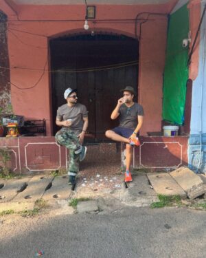 Vir Das Instagram - Two guys met as background players in Love Aaj Kal. Now they’re directing a film together. This is them on reccee, where the rule is only one person is allowed to sip. @kavishastri #comingsoon