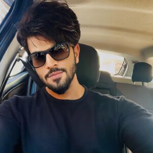Viraat Instagram - 🖤