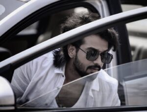Viraat Instagram - 😎