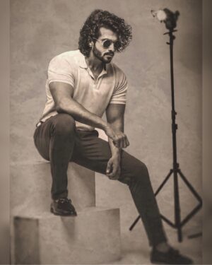 Viraat Instagram - Just do the damn thing !