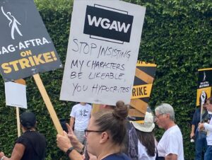 Virginia Williams Instagram - #sagaftrastrong #wgastrong Back in LA, got the kids through the first week of school, and on the picket lines!!!! Proud of my union and my fellow actor and writer buddies and the precedent we’re all setting for corporations across the board. @margueritemoreau @redcrumbs @missipyle @sagaftra @writersguildwest Missed you @allison_tolman @kerryromalley @sarawyle Thankfully it was so packed we couldn’t find each other ❤️ #actorsunite