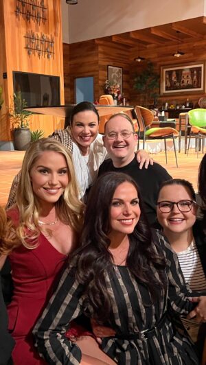 Virginia Williams Instagram - Sometimes a cast just bonds differently. Love that my #WhyWomenKill ladies and our beloved creator #marccherry rallied to go support @lanaparrilla (and the extraordinary playwright @gloriakellett ) last night. Go see #OneOfTheGoodOnes at @pasadenaplayhouse if you’re in #LA and support local theatre!!! 🎭 ❤️ 🔥