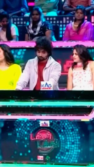 Vishnu Unnikrishnan Instagram - This is not just ‘A’ Content.Its True-story! 🤷🏻‍♂️😂

#takkarutakkaru #zeetamil #lifeexperience #tamilcomedy