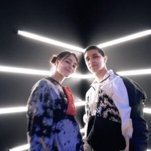 Vitaliy Ulivanov Instagram - Танцуем рэп с @alexandra.goroshko 😎
———————————————
Музыка: @cousinstizz feat. @dojacat @bia - Perfect (Remix) 🔥
———————————————
Видео: @fesik_ 
———————————————
#виталийуливанов #сашагорошко #командамигеля #уливаныч #танцынатнт #dance
