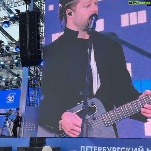 Vitaly Gogunsky - 2.5K Likes -