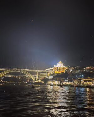 Vítor Baía Instagram - Feliz São João!💙 #porto #gaia