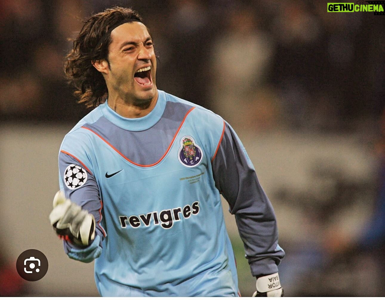 Vítor Baía - 5K Likes - 26.05.2004 💙🐉 Feito memorável que nos elevou para um patamar de excelência! Parabéns a todos os que tornaram possível este feito histórico.