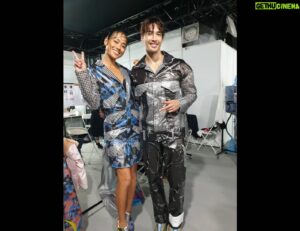 Vivian Dawson Instagram - What a night, had so much fun! shout out to @damurfashion  for the invite and designing thus pandemic proof clothing. It's crazy times we live in. 

#台北時裝週 #eelin