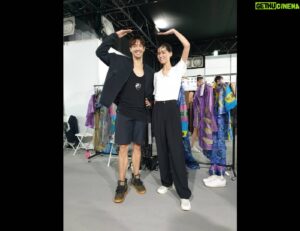 Vivian Dawson Instagram - What a night, had so much fun! shout out to @damurfashion  for the invite and designing thus pandemic proof clothing. It's crazy times we live in. 

#台北時裝週 #eelin