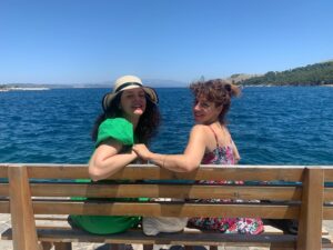 Vivian Kontomari Instagram - Μύρισε θάλασσα… Καλό μήνα!🩵
#chios #vodkamolotof2023 #periodeia #june