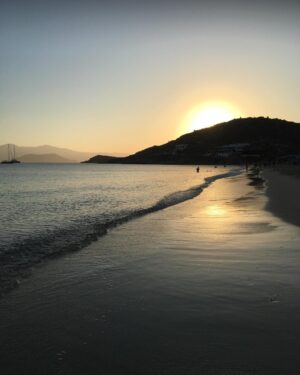 Vivian Kontomari Instagram - Άγιος Προκοπης Ναξος 
#sunset #naxos #betweennightandday