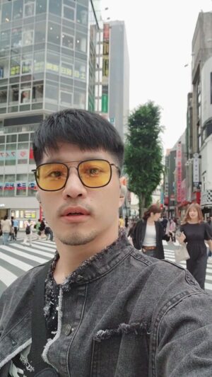 Vivid Bavornkiratikajorn Instagram - Day2 (Day1ค่อยลง 55) 
ลุยเดี่ยวครั้งแรก มันส์ไปอีกแบบ ทำการบ้านมาเยอะพอตัว (กลัวหลงตกเครื่อง 55) 

ไม่ได้เที่ยวต่างประเทศนับตั้งแต่โควิด2019 🤪
ได้ฤกษ์ซะที เดี๋ยวมีทำคลิปวิธีการเดินทางสั้นๆ เดี๋ยวนี้การเดินทางง่ายขึ้นมากแล้ว เพื่อนๆมาได้ อย่าไปกลัว ลุย🔥🔥✈️❤️
#TeeSoloInTokyo
 #travel #japan #tokyo 
#happy