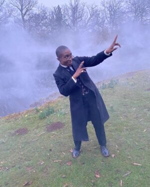 Vivienne Acheampong Instagram - Stepping into Season 2 like…
@thesandmanofficial  @neilhimself @netflix @warnerbrostv @dccomics