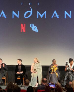 Vivienne Acheampong Instagram - About last night… whirlwind!

THE SANDMAN PREMIERE 🖤

Styling: @aimeecroysdill
Makeup: @minnie_mua 
Wearing: @maisonvalentino