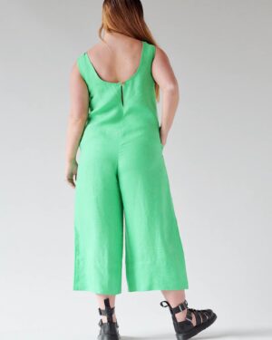 Vivienne Acheampong Instagram - Overwhelmed and gobsmacked! My absolutely faves and mega babes @_beyond_nine have only gone and named a bloody jumpsuit after me… Vivienne in three gorge colours! They know I’ve been annoyingly obsessed with them for years so this is an absolute honour! Thank you ladies 🖤🧡💚 love it and #liveinit