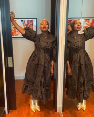 Vivienne Acheampong Instagram - São Paulo I’m coming for you! #ccxp2022 @thesandmanofficial @ccxpoficial @netflix @netflix @netflixbrasil