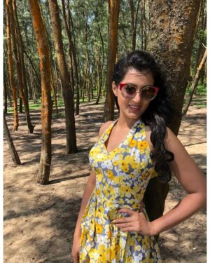 Viviya Santh Instagram - Angels decided to shine on me for a little while☺️☺️

#beach #vibes #reelitfeelit