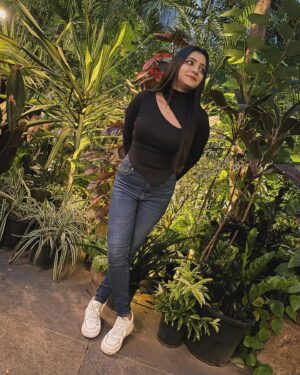Vj Dhanusek Vijayakumar Instagram - Flaunting my self-love glow ❤️🌟
.
.
.
.
#vjdhanusek #actress #black #blacklove #beyou #selflove #selflovejourney #insta #instagood #instalike #instadaily #instamood #instafashion #instalove #instagram #vijaytvserial #neenaankaadhal #mypic #trending #foryou #viral #picoftheday #happyme