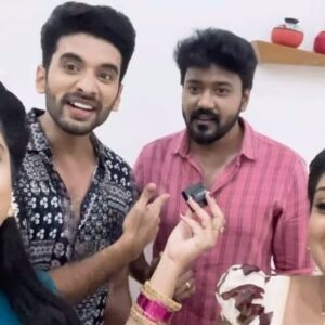 Vj Dhanusek Vijayakumar Instagram - Nee naan kadhal veetuku polam vaanga❤️ | Nee Naan Kadhal | நீ நான் காதல் - திங்கள் - வெள்ளி இரவு 10 மணிக்கு நம்ம விஜய் டிவில.. #NeeNaanKaadhal #VijayTelevision #VijayTV #StarVijayTV #NewFiction  #StarVijay #TamilTV
