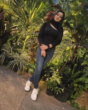 Vj Dhanusek Vijayakumar Instagram - Flaunting my self-love glow ❤️🌟
.
.
.
.
#vjdhanusek #actress #black #blacklove #beyou #selflove #selflovejourney #insta #instagood #instalike #instadaily #instamood #instafashion #instalove #instagram #vijaytvserial #neenaankaadhal #mypic #trending #foryou #viral #picoftheday #happyme