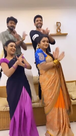 Vj Dhanusek Vijayakumar Instagram - A bunch of weirdos🌪️

#reels #InstaReels #ShortVideo #ExplorePage #Trending #Viral #DanceChallenge #MusicMonday #FunnyMoments #CreativityAtItsBest #reelsinstagram #reelsindia #igdaily #igers #trendingreels #trending #viralreels #photography #neenaankaadhal #vijaytvserial #vijaytv #vijaytvserials #serial #tamilserial #fun #funnymoments #instagramreels #instareels