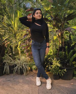 Vj Dhanusek Vijayakumar Instagram - Flaunting my self-love glow ❤️🌟
.
.
.
.
#vjdhanusek #actress #black #blacklove #beyou #selflove #selflovejourney #insta #instagood #instalike #instadaily #instamood #instafashion #instalove #instagram #vijaytvserial #neenaankaadhal #mypic #trending #foryou #viral #picoftheday #happyme