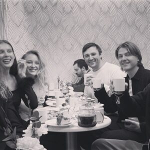 Vladimir Krestovskiy Instagram - Встретились с друзьями)