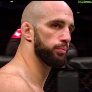 Volkan Oezdemir Instagram - 👀 @alexpoatanpereira  #welcometo205
