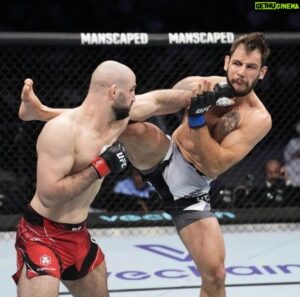 Volkan Oezdemir Instagram - What a week and what a crazy event! Not the end I expected after the fireworks in the first round! I am dedicated to this and I will do everything that is necessary to go snatch that belt. I will be back to improve and correct all the mistakes I’ve done. Heal my injuries and get stronger for the next step.  I’m proud to be part of the @allstarsgymsweden family I love the energy and the mentality we have! Thanks to all the fans for the amazing support. Special thanks to my coaches my sparring partner and manager @andreasthegeneral @alanfinfoujj @mohammadbabadivand @n4jje @bang_chalong @fr3d_eng ! Giving up is not an option, working harder is the solution 💯 #UFC280 #NoTime #Discipline