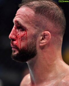 Actor Volkan Oezdemir HD Instagram Photos and Wallpapers July 2022