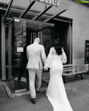 Volkan Oezdemir Instagram - MR & MRS OEZDEMIR 💍 #mariagecivil